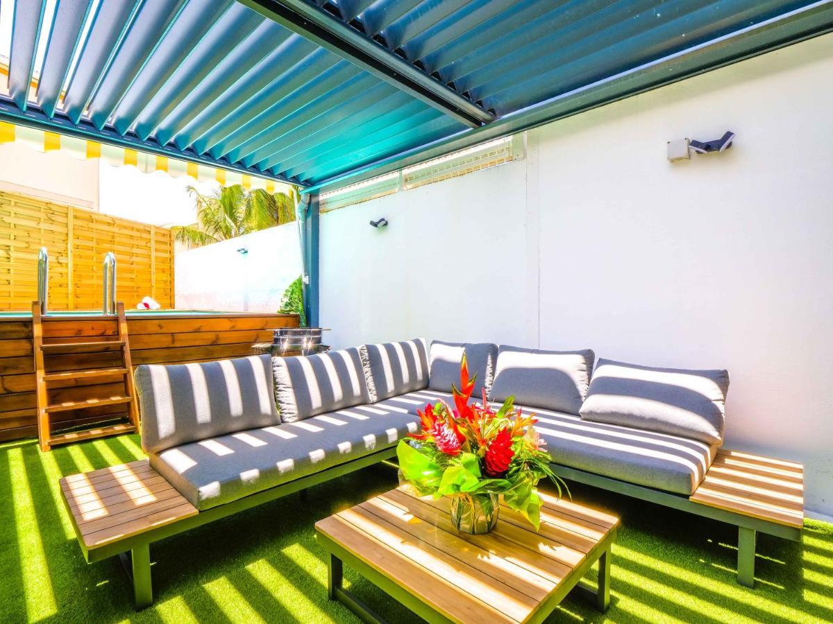 Triplex Yasuke: Vivez L'Experience Pop Art Et Geek En Plein Coeur De Petit-Bourg Villa Kültér fotó