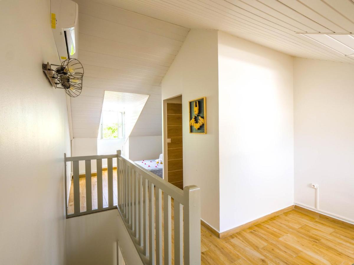 Triplex Yasuke: Vivez L'Experience Pop Art Et Geek En Plein Coeur De Petit-Bourg Villa Kültér fotó